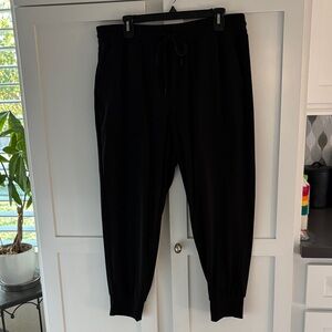 Women’s Lou & Grey Black Jogger Pants